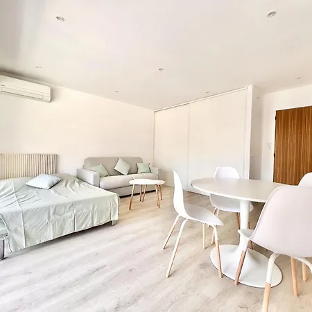 Lejlighed Eden Les Pins Plages Juanita By Weekome